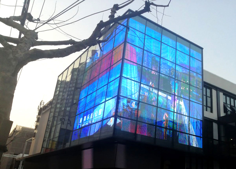 Precautions for installation of transparent LED grille screen